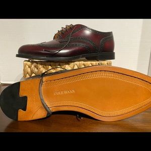 Cole Haan Mens Burgundy wingtip oxford size 9.5